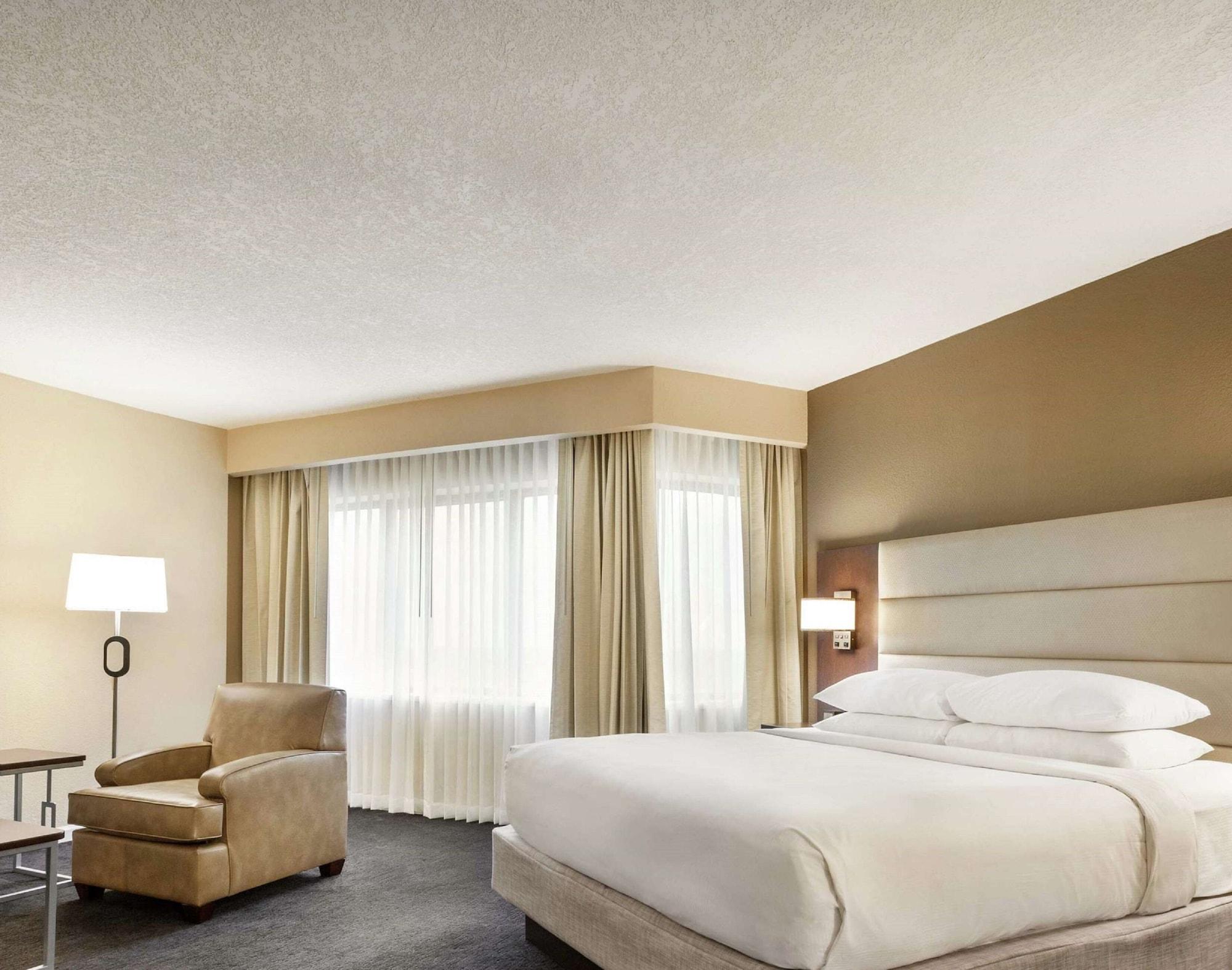 Doubletree By Hilton Orlando Downtown Hotel Exterior foto